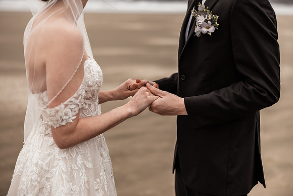 Nathan-Lacey-Newport-Oregon-Elopement-Photos-2025 (12 of 101)