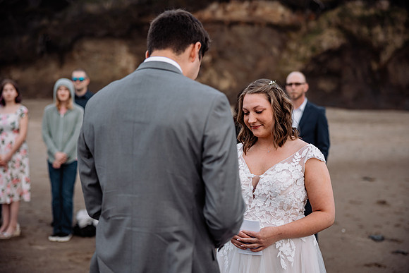 Eric-Kylee-Fishing-Rock-Elopement-Depoe-Bay-0regon-Photos-4611