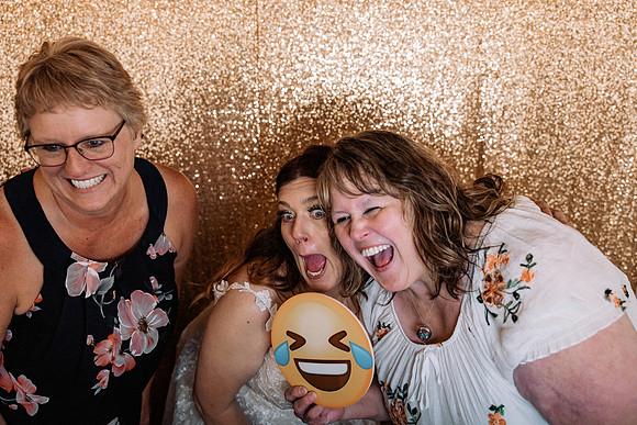 Jeff-April-Inn-Spanish-Head-Lincoln-City-oregon-Wedding-2022 (301 of 299)