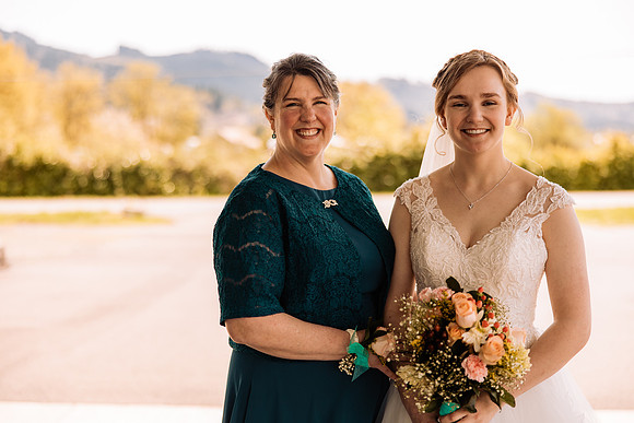 Brian-Grace-Springfield-Oregon-Church-Wedding-2022-0750
