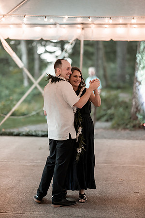 Ryan-Lynsie-Bridal-Veil-Lakes-Portland-Oregon-Weddingg-69