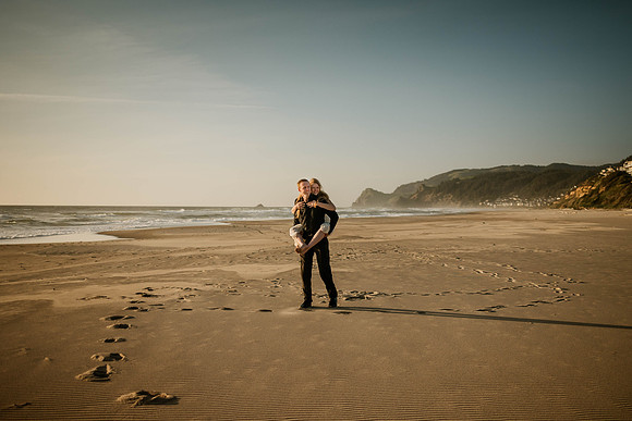 Lea-Lincoln-City-Oregon-Elopement-Photos-16