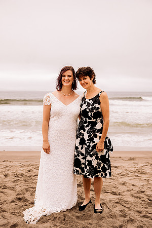 Joe-inn-at-spanish-head-lincoln-city-oregon-wedding-51