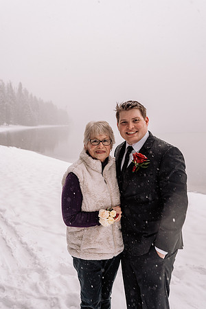 Tyler-Brittani-Lake-Priest-Idaho-Winter-Snow-Wedding-2021-03805