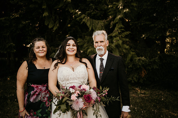 Connor-Cierra-Ranier-Washington-Barn-Rustic-Wedding-Washington-Wedding-Photos-9164