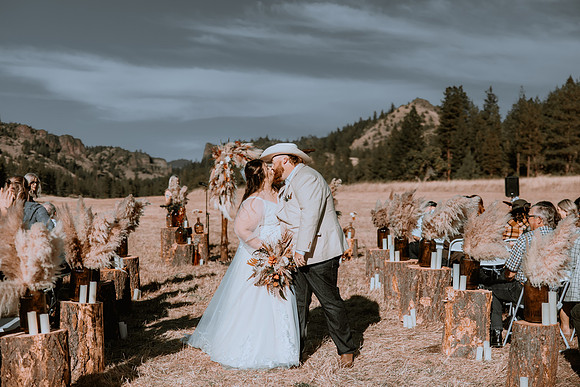 DYLAN-CLAIRE-WEDDING-CEREMONY-34