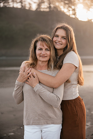 Camille-Neskowin-Family-Photos-2025 (36 of 92)