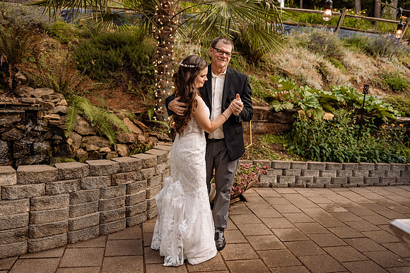 Nick-Melissa-backyard-Oregon-Wedding-2022-121