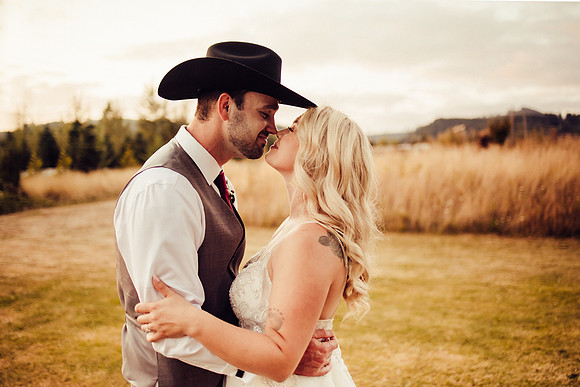 Gage-Mckayla-Adeline-Farm-Wedding-Photos-2021-0600