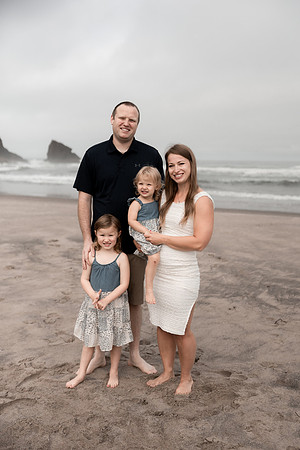 Family-Photos-2024-Lincoln-City-Oregon--9