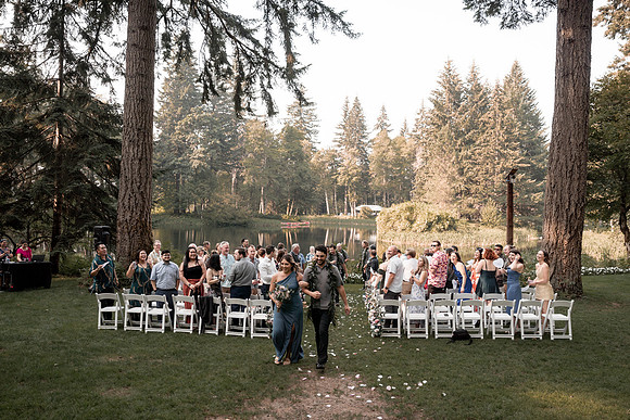Ryan-Lynsie-Bridal-Veil-Lakes-Portland-Oregon-Weddingg-47