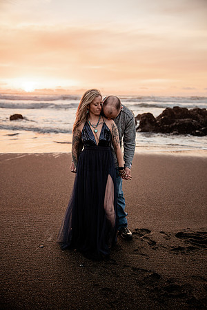 Stuart-Monique-Lincoln-City-Fogarty-creek-Oregon-Couples-Photos-3180