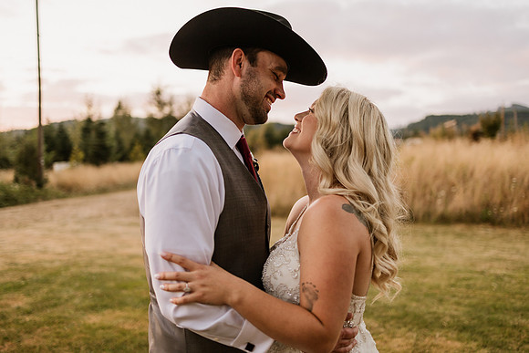 Gage-Mckayla-Adeline-Farm-Wedding-Photos-2021-0617