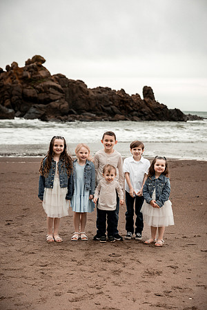 Destiny-Makala-Family-Photos-2025-Depoe-bay-Oregon (15 of 72)