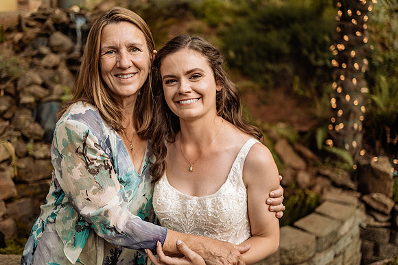 Nick-Melissa-backyard-Oregon-Wedding-2022-86