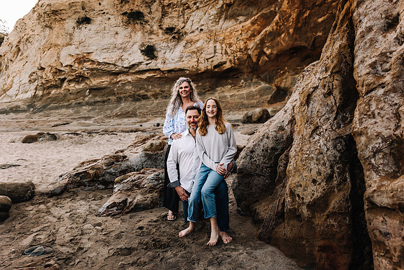 Amy-Pacific-City-Cape-Kiwanda-FAMILY-VACATION-PHOTOS-2024 (28 of 30)