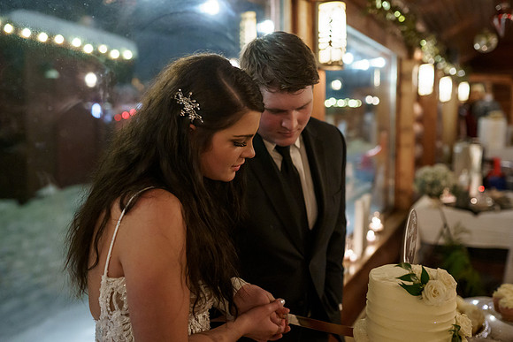 Tyler-Brittani-Lake-Priest-Idaho-Winter-Snow-Wedding-2021-04486