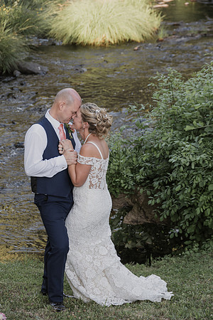 Derrick-Kenzie-Navarra-Gardens-Willamina-Oregon-Wedding-Photos (353 of 436)