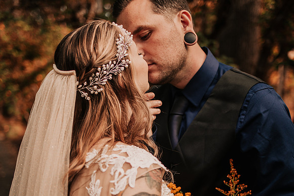 Autumn-Brad-Fall-Eugene-Oregon-Hendricks-Park-Elopement-Wedding-Photos-0437