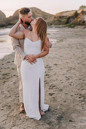 JARED-ALEX-SEAL-ROCK-OREGON-ELOPEMENT-PHOTOS (229 of 241)