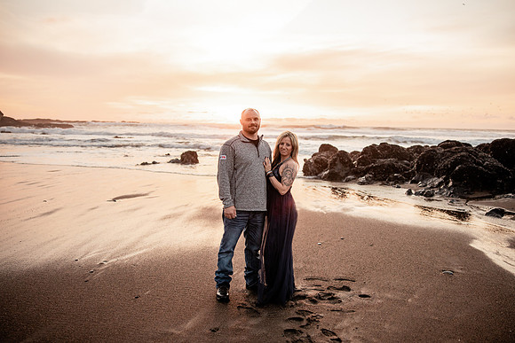 Stuart-Monique-Lincoln-City-Fogarty-creek-Oregon-Couples-Photos-3024