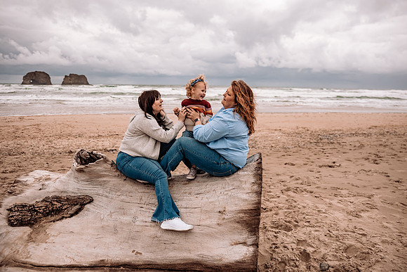 Katy-Family-Photos-2024-Rockaway-Oregon (23 of 38)