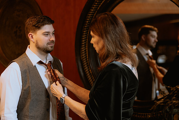 Chase-Beca-Kingston-House-Wedding-Photos-18