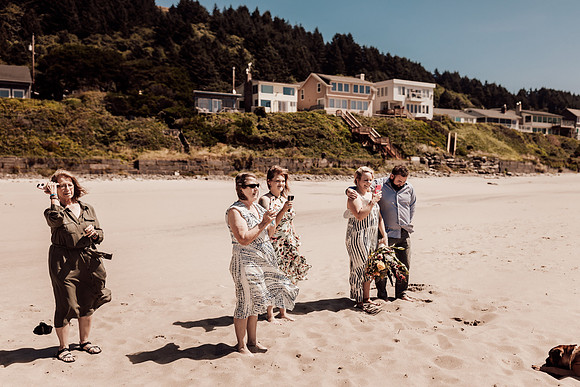 Ty-Sandy-lincoln-city-oregon-roads-end-elopement-photographer-9419