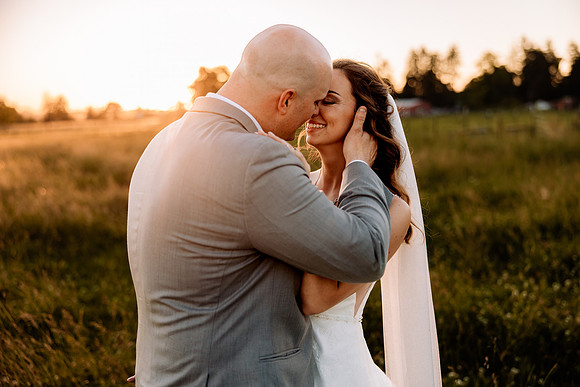 Chris-Victoria-Wedding-Photos-2022-Oregon-PORTRAITS (51)