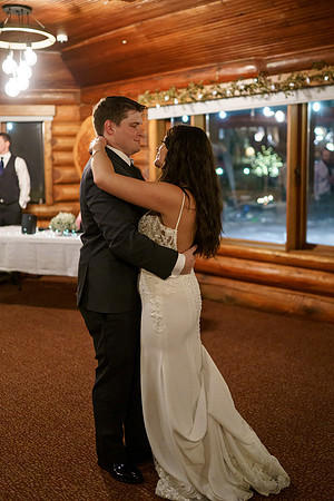 Tyler-Brittani-Lake-Priest-Idaho-Winter-Snow-Wedding-2021-04736