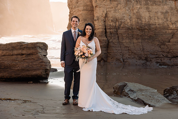 Lacey-Tom-Depoe-Bay-Oregon-Elopement-Photos-0065