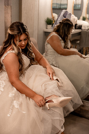 Kara-Sam-Simple-Affairs-Vegas-Wedding-Photos-25