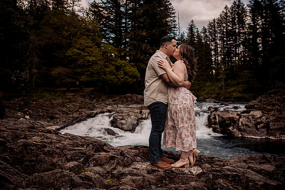 Keenan-lacey-Lucia-Falls-Washington-Engagement (33 of 53)