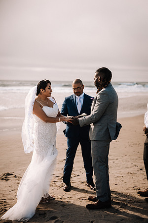 Xavier-Eva-Elopement-Roads-End-15