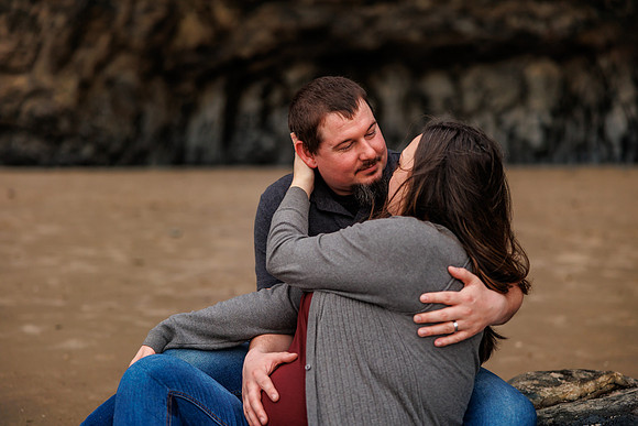 Blake-Maternity-Family-Oceanside-Beach-Oregon-2022-1236