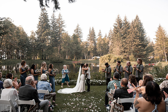 Ryan-Lynsie-Bridal-Veil-Lakes-Portland-Oregon-Weddingg-41