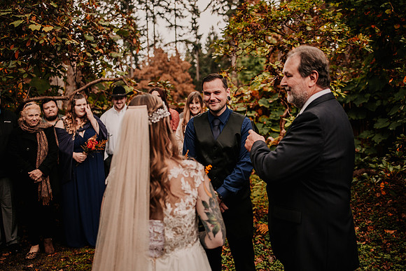 Autumn-Brad-Fall-Eugene-Oregon-Hendricks-Park-Elopement-Wedding-Photos-0044