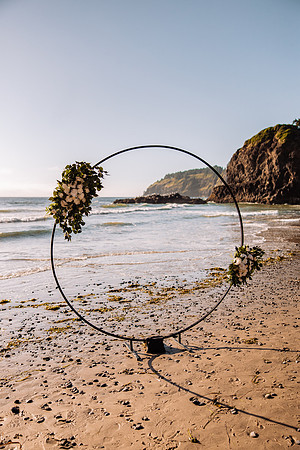 Jamie-Tillamook-Oceanside-Short-Beach-Elopement-Oregon-2022 (12 of 119)