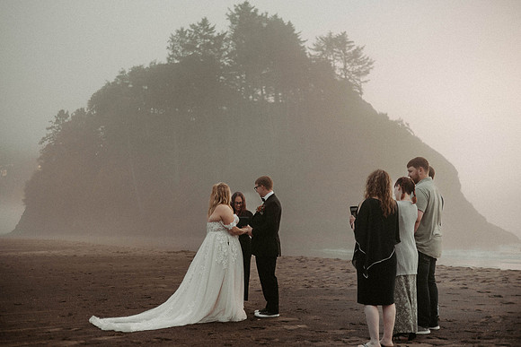 Dalten-MacKenzie-Neskowin-oregon-Elopement-photos (4 of 70)