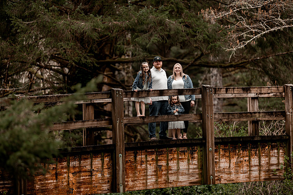 Destiny-Makala-Family-Photos-2025-Depoe-bay-Oregon (2 of 72)