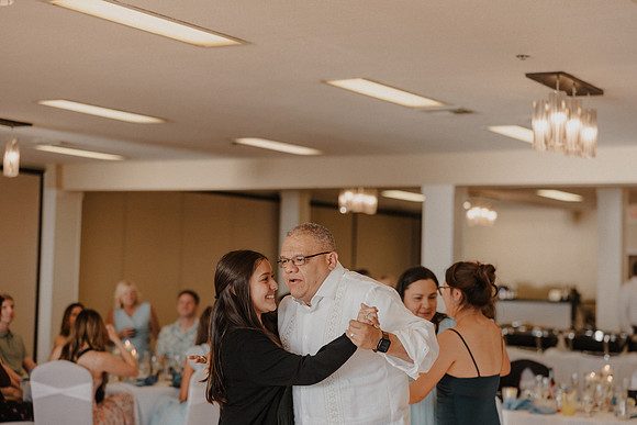 Marcus-Lori-Chinook-Winds-Seafood-Grille-Lincoln-City-Oregon-Wedding-Photos (332 of 477)