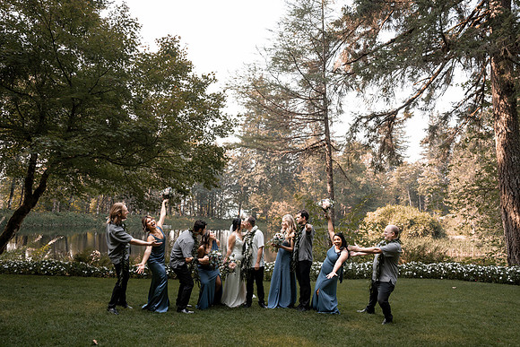 Ryan-Lynsie-Bridal-Veil-Lakes-Portland-Oregon-Weddingg-69