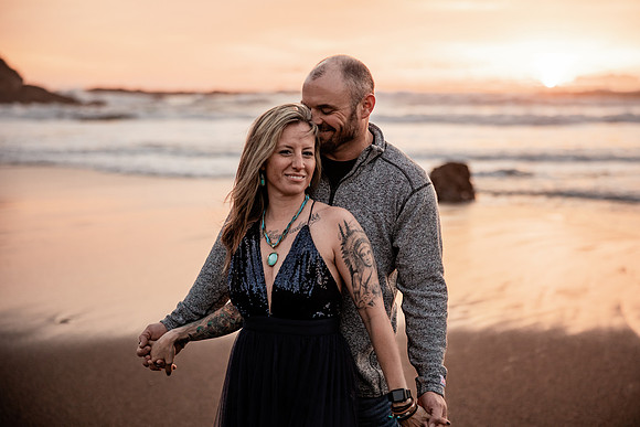 Stuart-Monique-Lincoln-City-Fogarty-creek-Oregon-Couples-Photos-3158