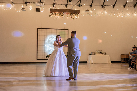 Kara-Sam-Simple-Affairs-Vegas-Wedding-Photos-255
