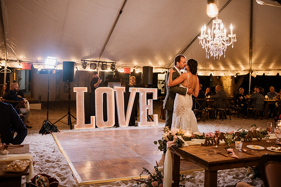 Bennett-Tamra-Sunset-Beach-House-Wedding-Saint-Peterburg-Florida-2021-8511