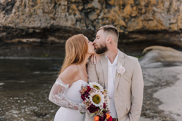 JARED-ALEX-SEAL-ROCK-OREGON-ELOPEMENT-PHOTOS (133 of 241)