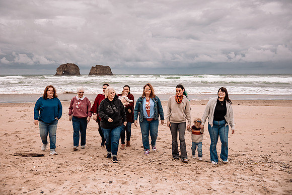 Katy-Family-Photos-2024-Rockaway-Oregon (11 of 38)