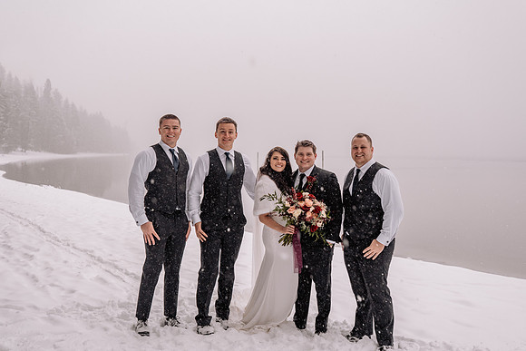 Tyler-Brittani-Lake-Priest-Idaho-Winter-Snow-Wedding-2021-03660