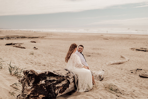 Jordan-Lainey-Roads-End-lincoln-City-oregon-airbnb-Elopement-photos-107