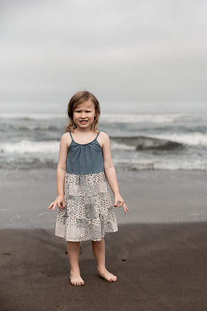 Family-Photos-2024-Lincoln-City-Oregon--33